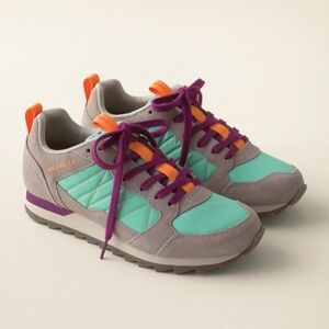 Merrell Alpine Hiking Sneaker, 6.5
Color: Moon Mint